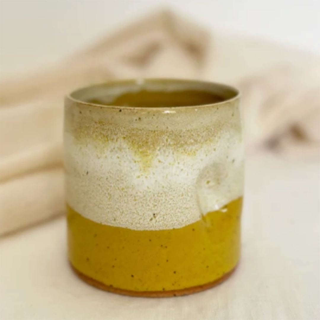 Hand-Thrown Pinch Mug – Sustainable Handmade Stoneware Mug from East Anglia