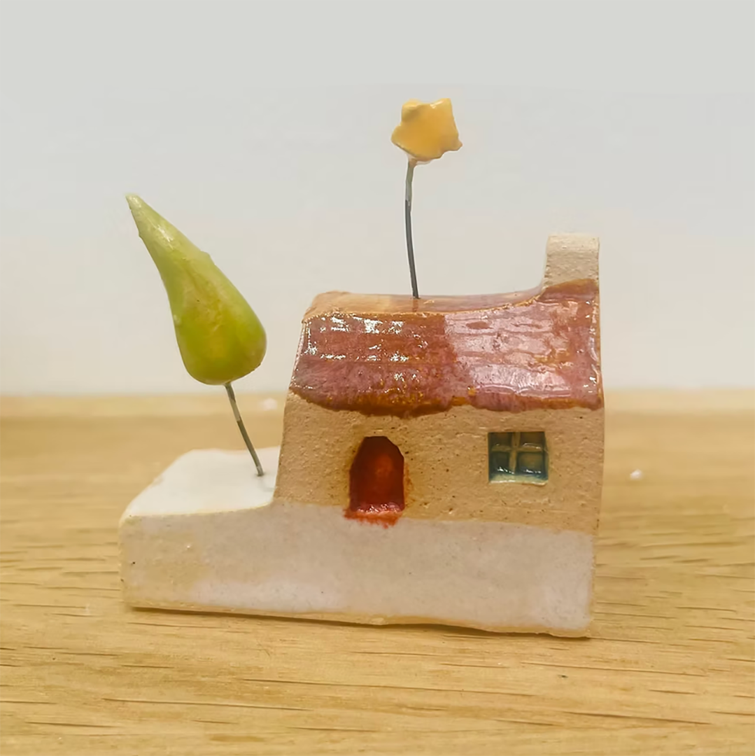 Tiny Ceramic Christmas House by Leamne
