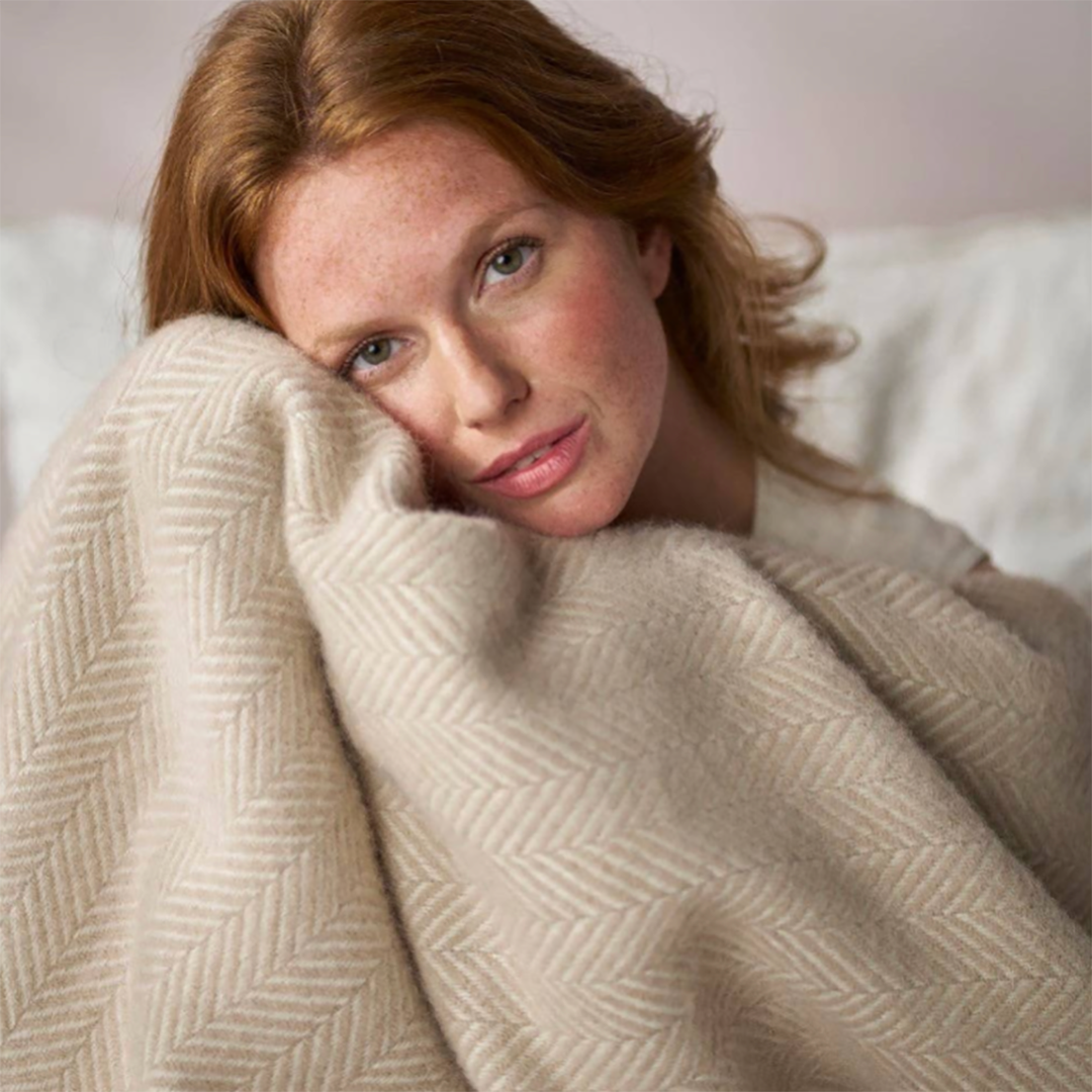 Clifton Herringbone Woollen Blanket: Bath Stone